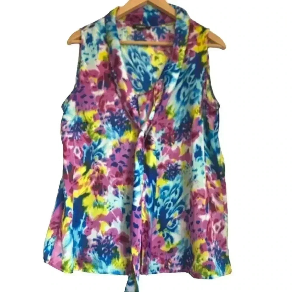 Elements bright  and colourful summer blouse with Tie in the front
